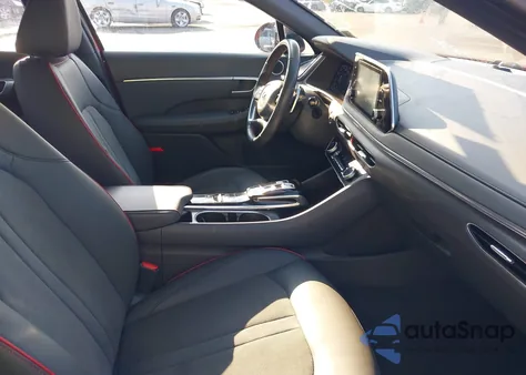 2021 Hyundai Sonata Sel Plus z USA, uszkodzony, nr VIN 5NPEJ4J29MH098805